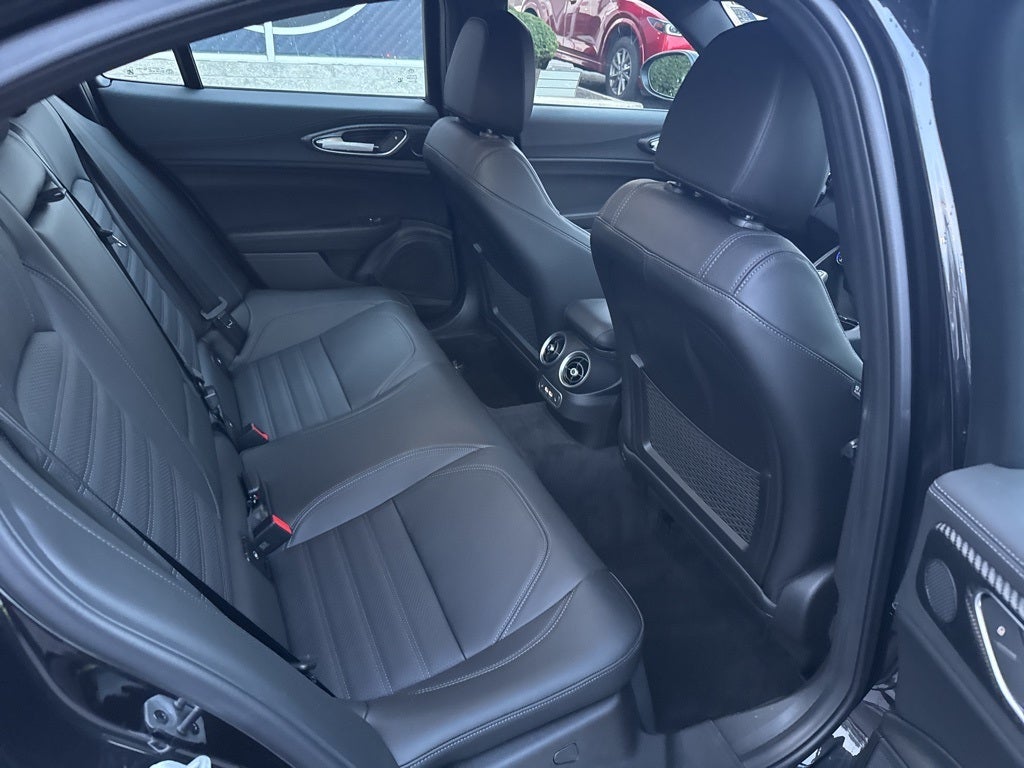 2024 Alfa Romeo Giulia Quadrifoglio Quadrifoglio