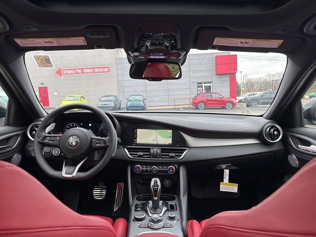 2025 Alfa Romeo Giulia Veloce AWD