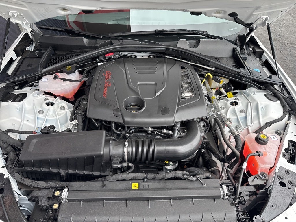 2025 Alfa Romeo Giulia Veloce AWD