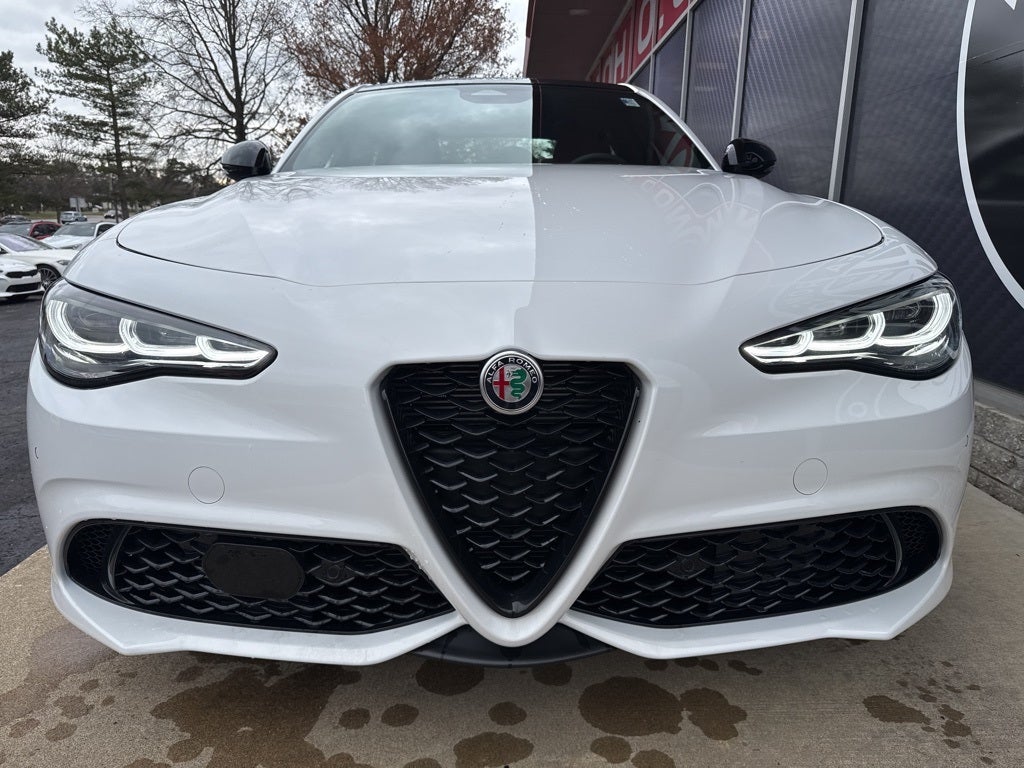 2025 Alfa Romeo Giulia Veloce AWD