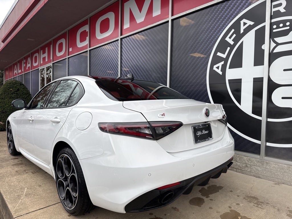 2025 Alfa Romeo Giulia Veloce AWD