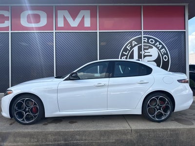 2026 Alfa Romeo Giulia Base Veloce