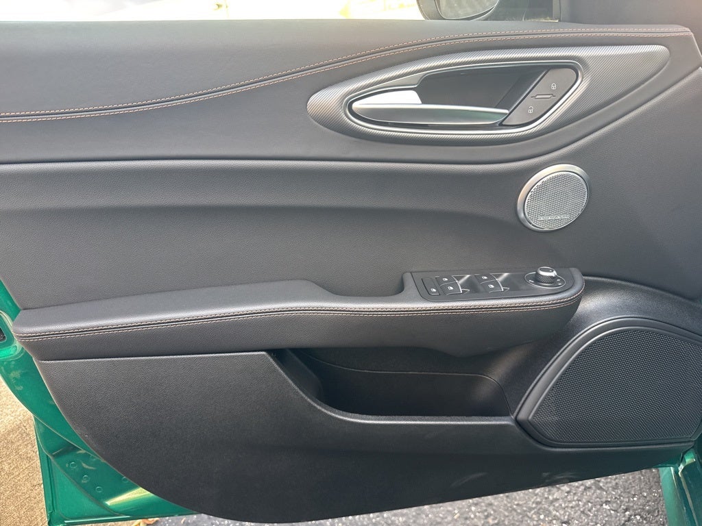 2025 Alfa Romeo Giulia Intensa AWD