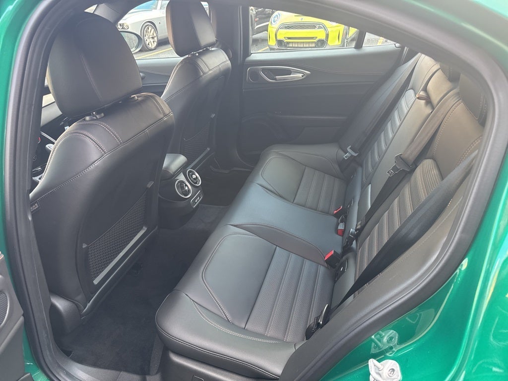 2025 Alfa Romeo Giulia Intensa AWD
