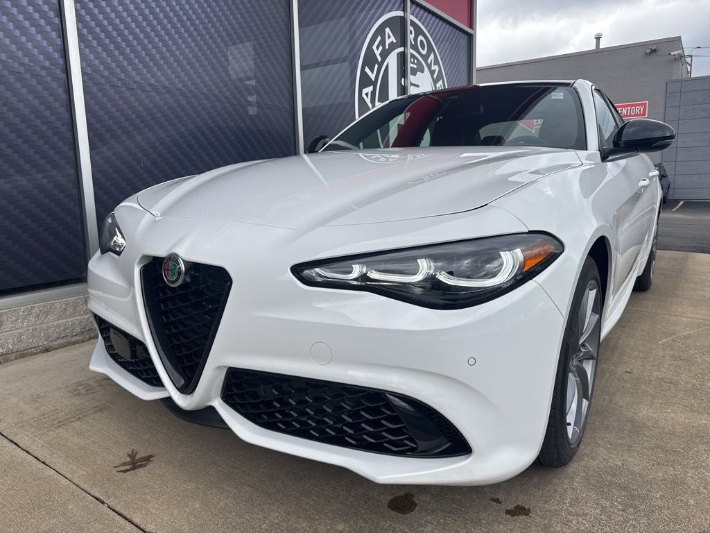 2026 Alfa Romeo Giulia Base