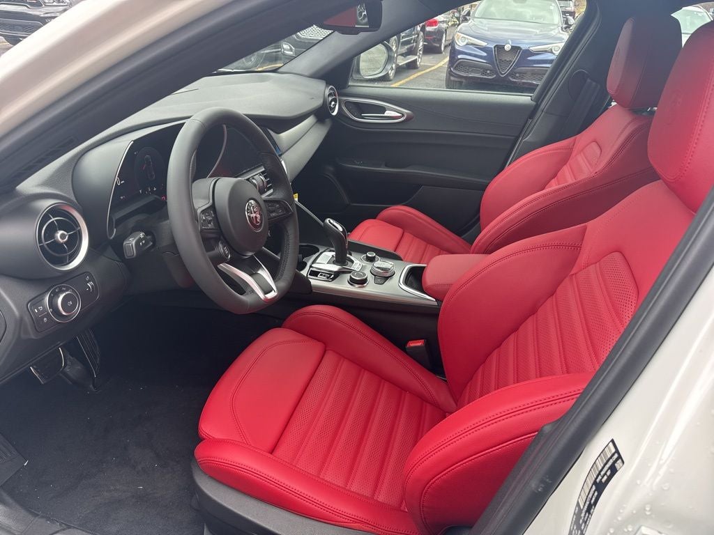 2026 Alfa Romeo Giulia Base