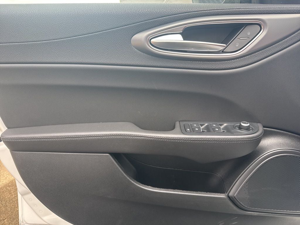 2026 Alfa Romeo Giulia Base