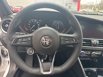 2026 Alfa Romeo Giulia Base