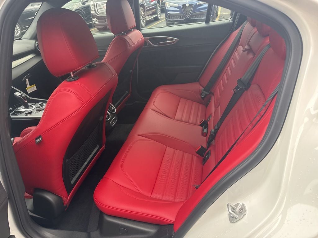 2026 Alfa Romeo Giulia Base