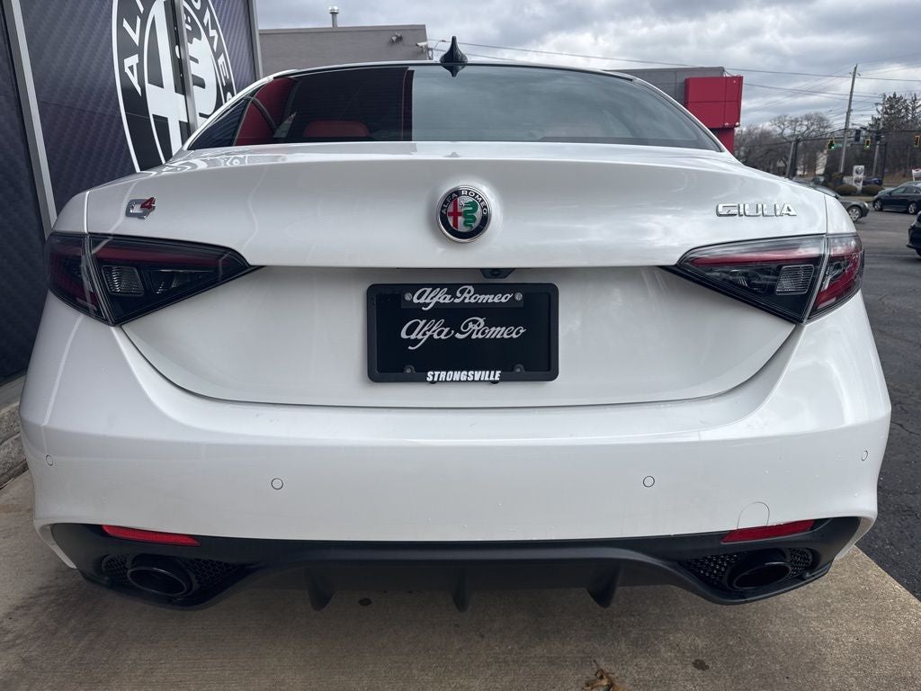 2026 Alfa Romeo Giulia Base