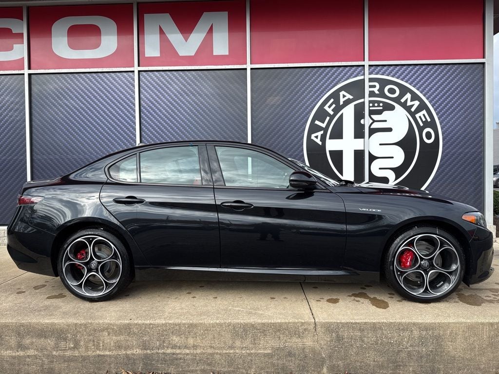 2026 Alfa Romeo Giulia Base Veloce