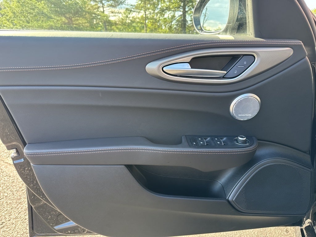 2025 Alfa Romeo Giulia Intensa AWD