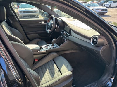 2025 Alfa Romeo Giulia Intensa AWD