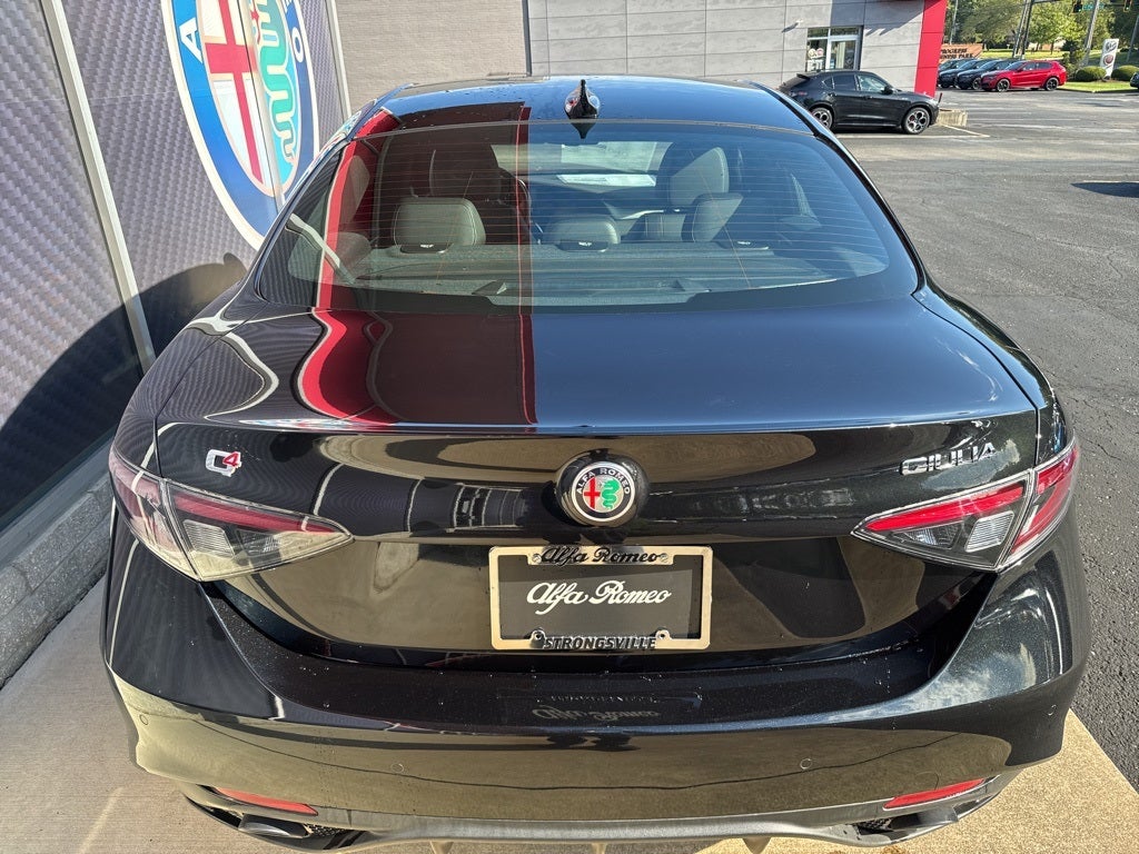 2025 Alfa Romeo Giulia Intensa AWD