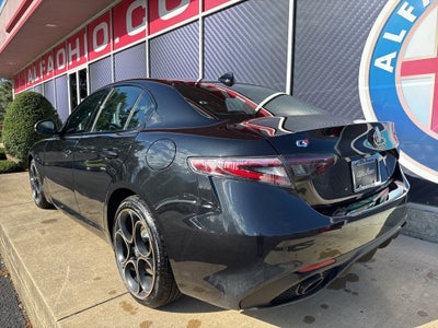 2025 Alfa Romeo Giulia Intensa AWD