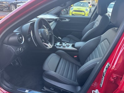 2025 Alfa Romeo Giulia Veloce AWD