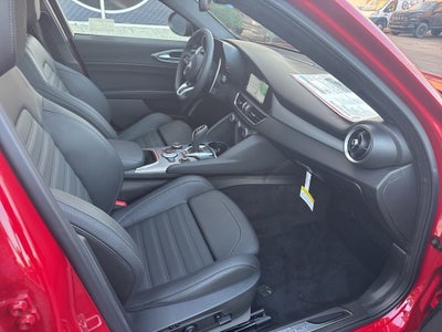 2025 Alfa Romeo Giulia Veloce AWD