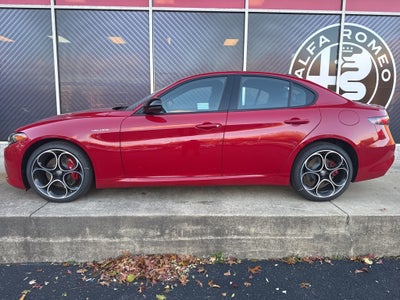 2025 Alfa Romeo Giulia Veloce AWD