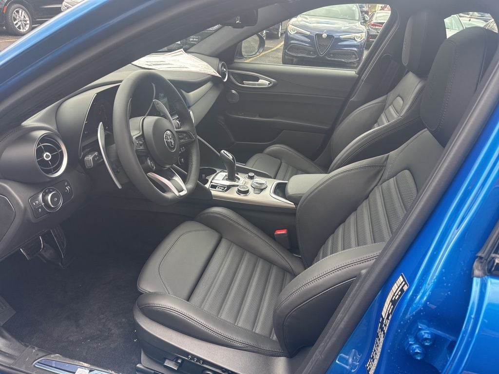 2026 Alfa Romeo Giulia Base