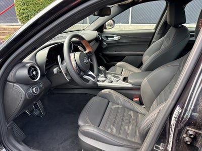 2025 Alfa Romeo Giulia Intensa AWD