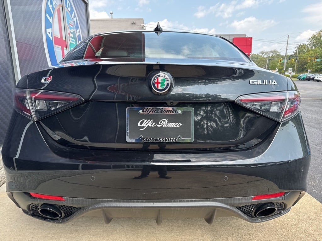 2025 Alfa Romeo Giulia Intensa AWD