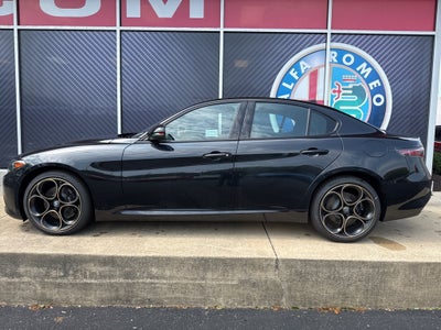 2025 Alfa Romeo Giulia Intensa AWD