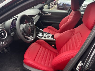 2026 Alfa Romeo Giulia Base