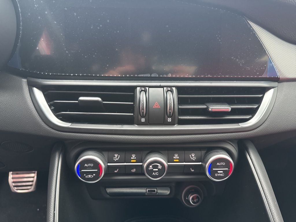 2026 Alfa Romeo Giulia Base