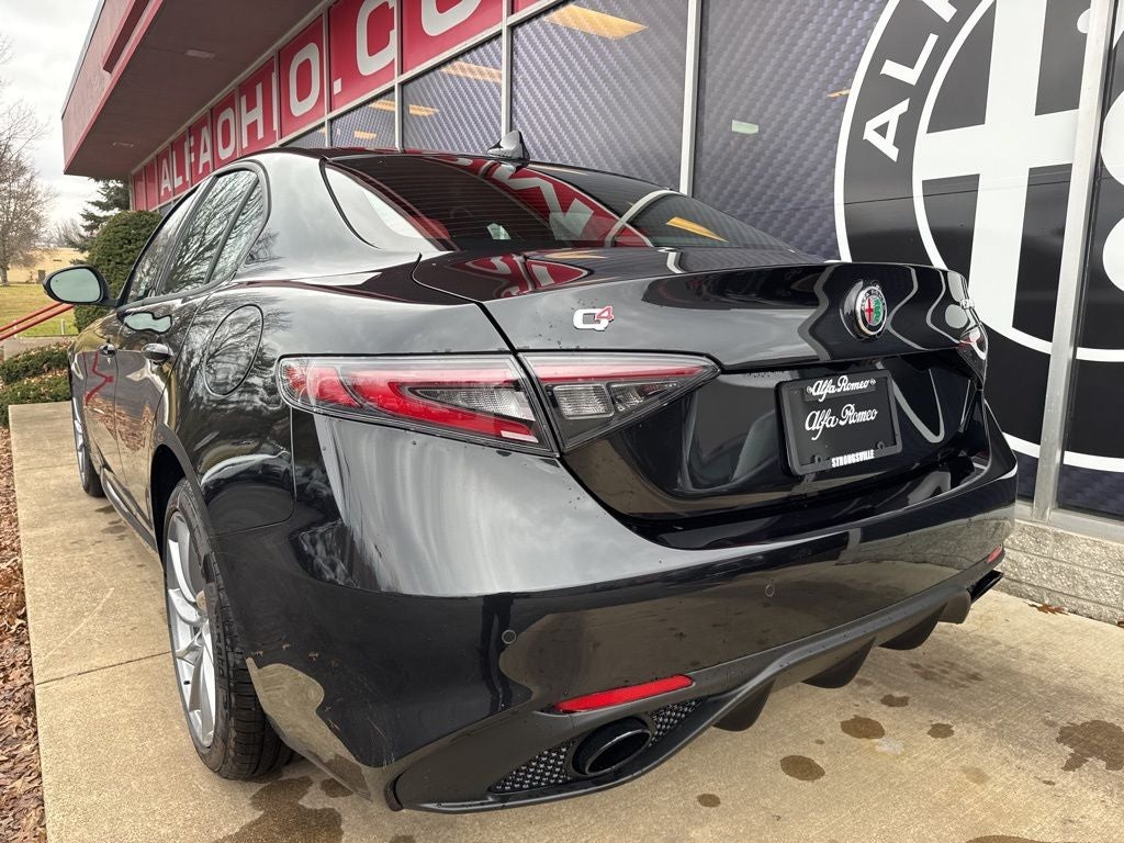 2026 Alfa Romeo Giulia Base