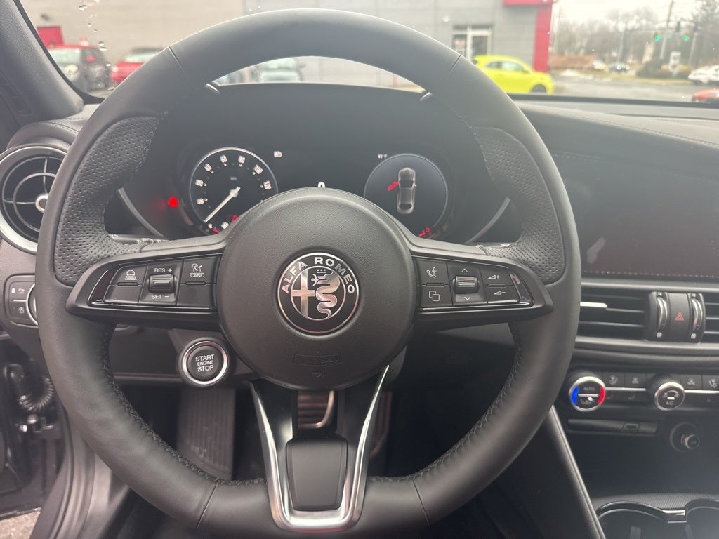 2026 Alfa Romeo Giulia Base