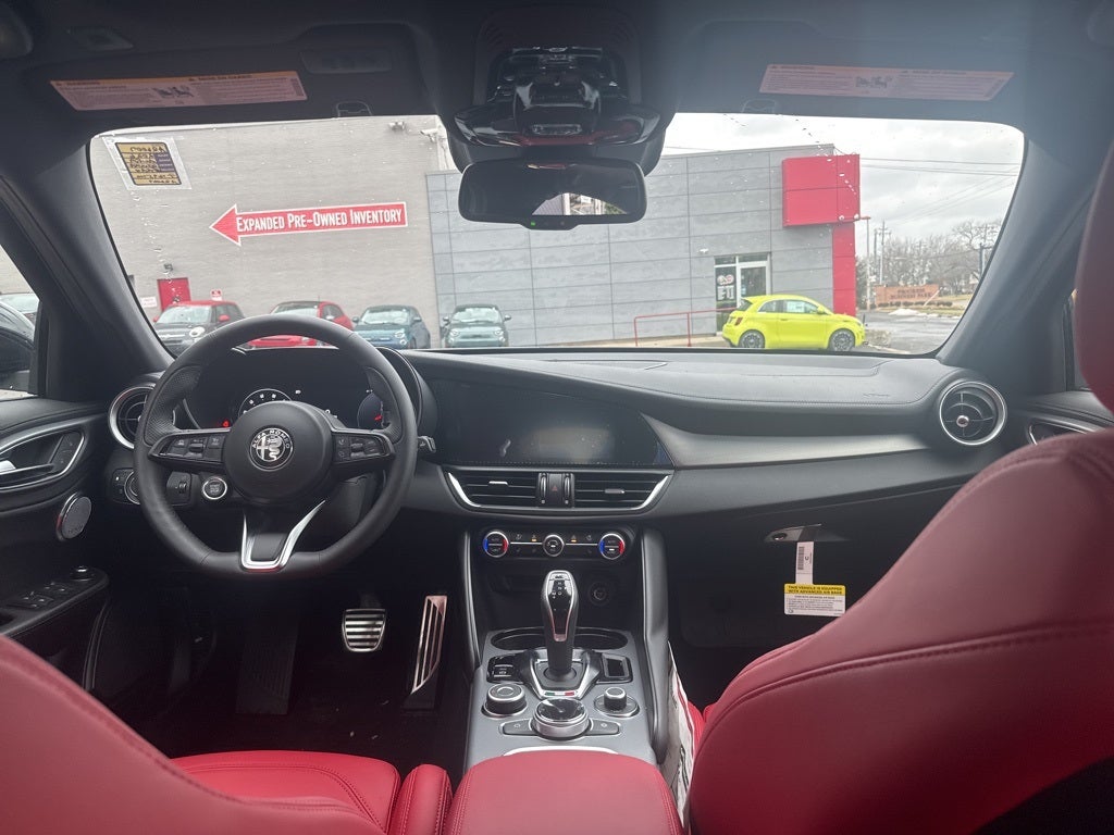 2026 Alfa Romeo Giulia Base