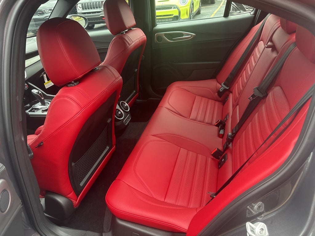 2026 Alfa Romeo Giulia Base