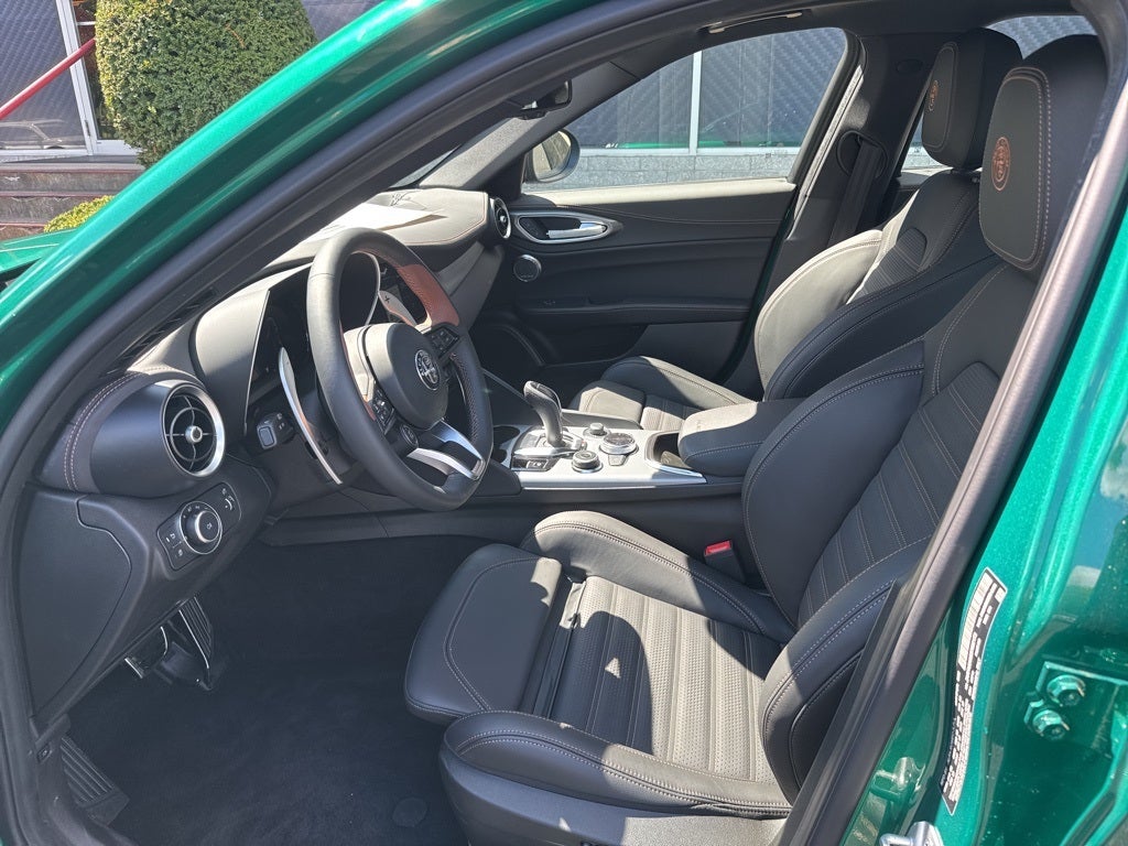 2025 Alfa Romeo Giulia Intensa AWD