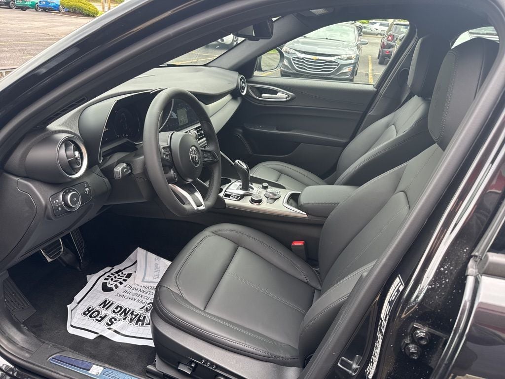 2026 Alfa Romeo Giulia Base AWD