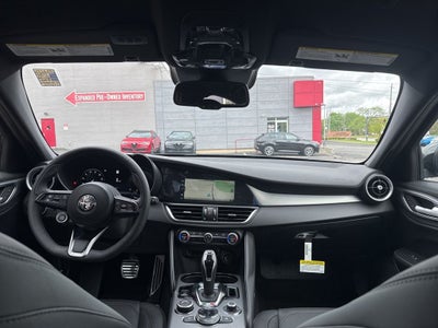 2026 Alfa Romeo Giulia Base AWD