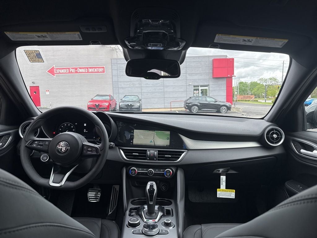 2026 Alfa Romeo Giulia Base AWD