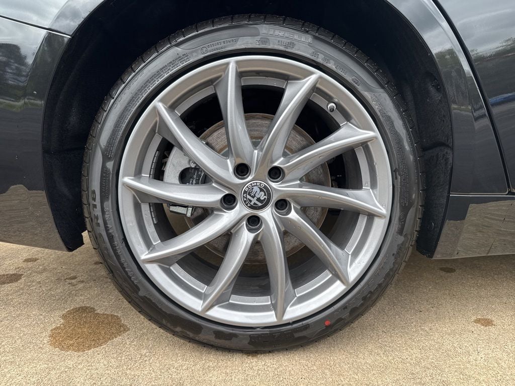 2026 Alfa Romeo Giulia Base AWD