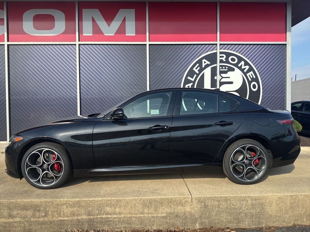 2026 Alfa Romeo Giulia Base Veloce