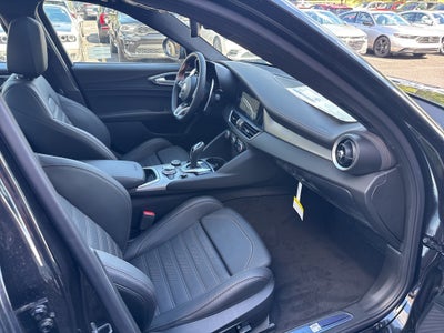 2025 Alfa Romeo Giulia Intensa AWD