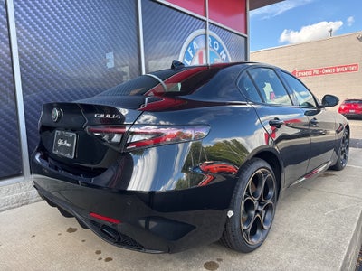 2025 Alfa Romeo Giulia Intensa AWD