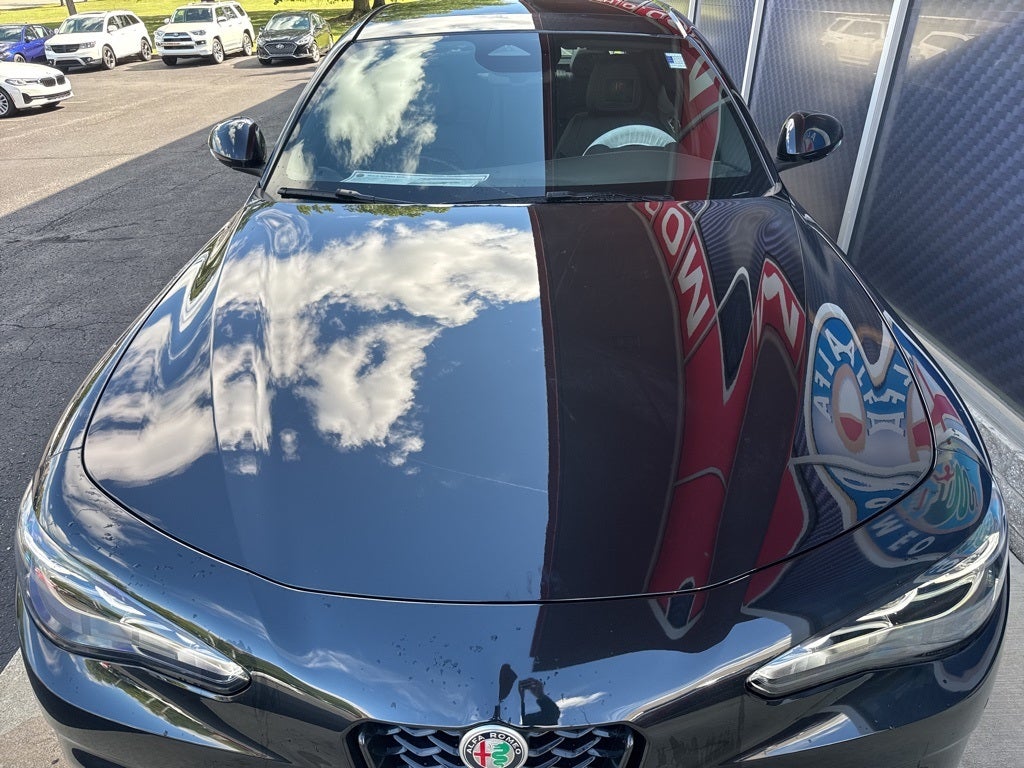 2025 Alfa Romeo Giulia Intensa AWD