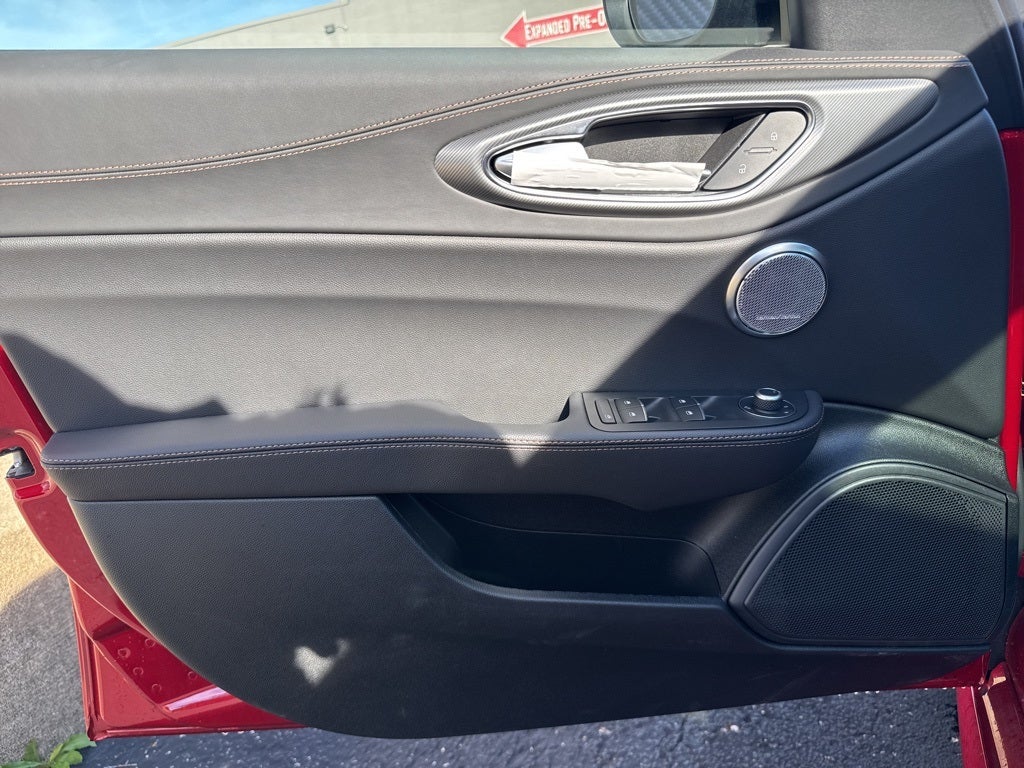 2025 Alfa Romeo Giulia Intensa AWD