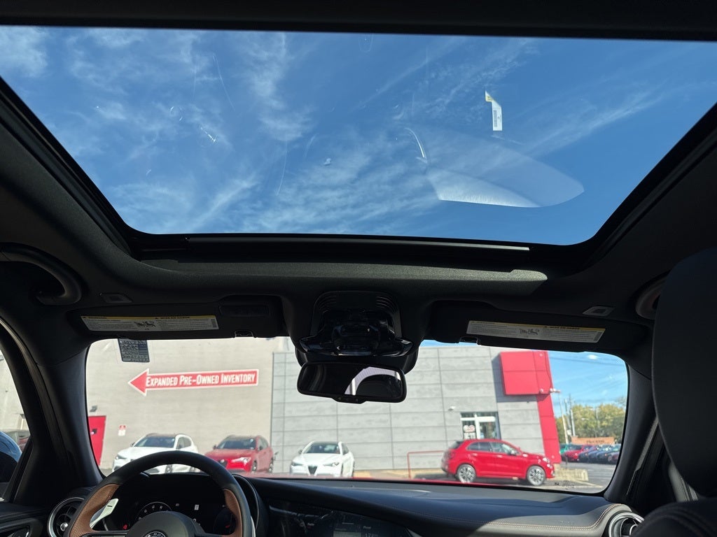 2025 Alfa Romeo Giulia Intensa AWD