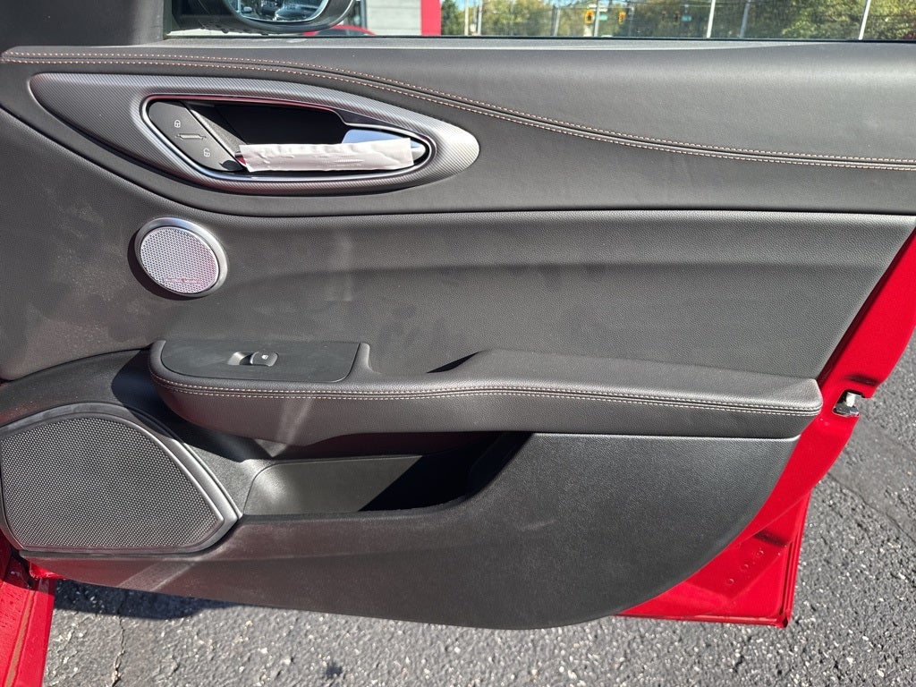 2025 Alfa Romeo Giulia Intensa AWD