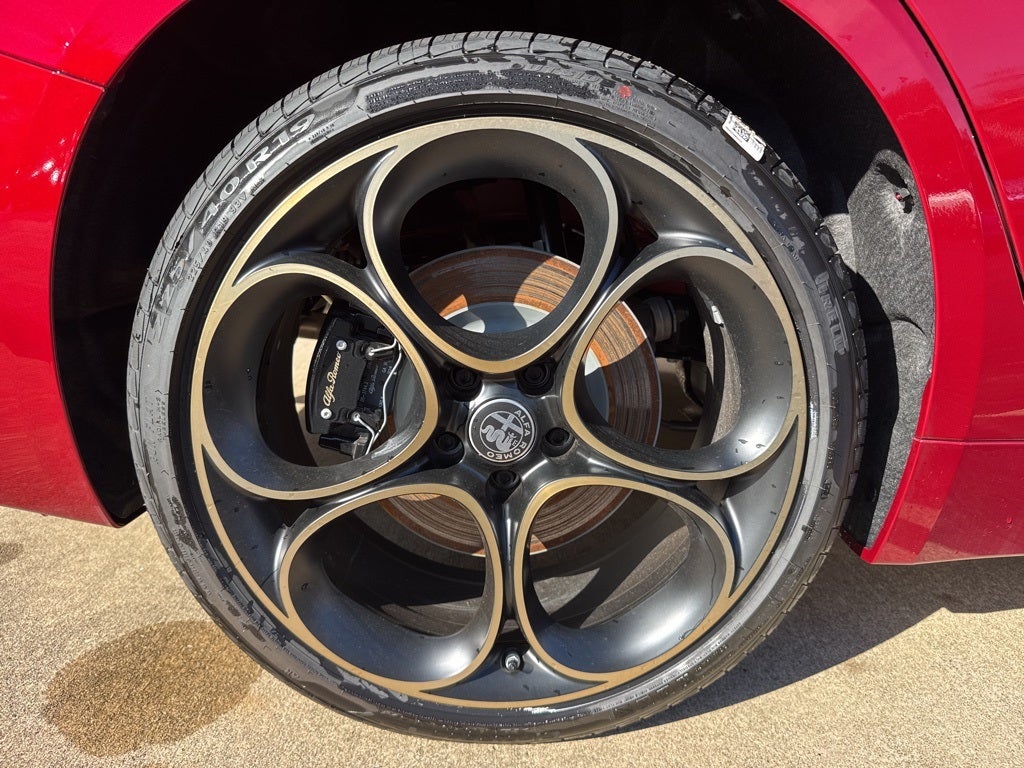 2025 Alfa Romeo Giulia Intensa AWD