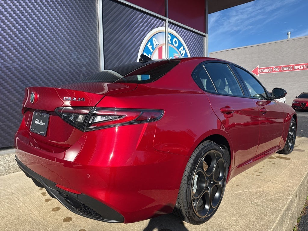 2025 Alfa Romeo Giulia Intensa AWD