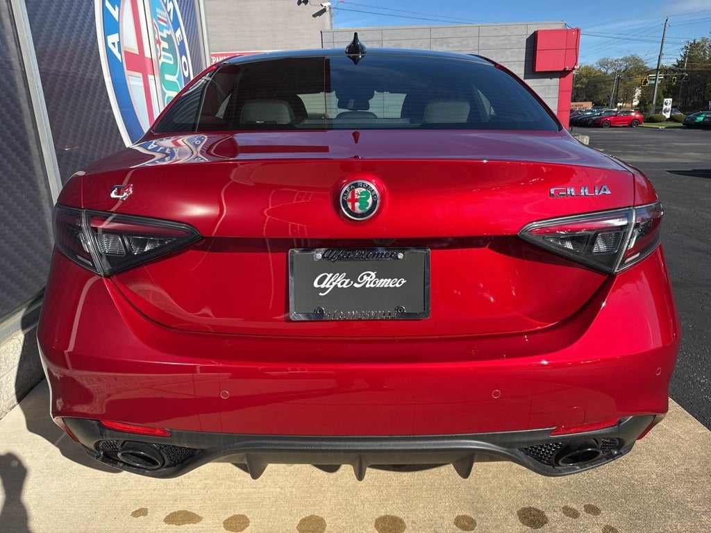 2025 Alfa Romeo Giulia Intensa AWD