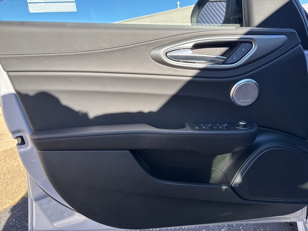 2025 Alfa Romeo Giulia Veloce AWD