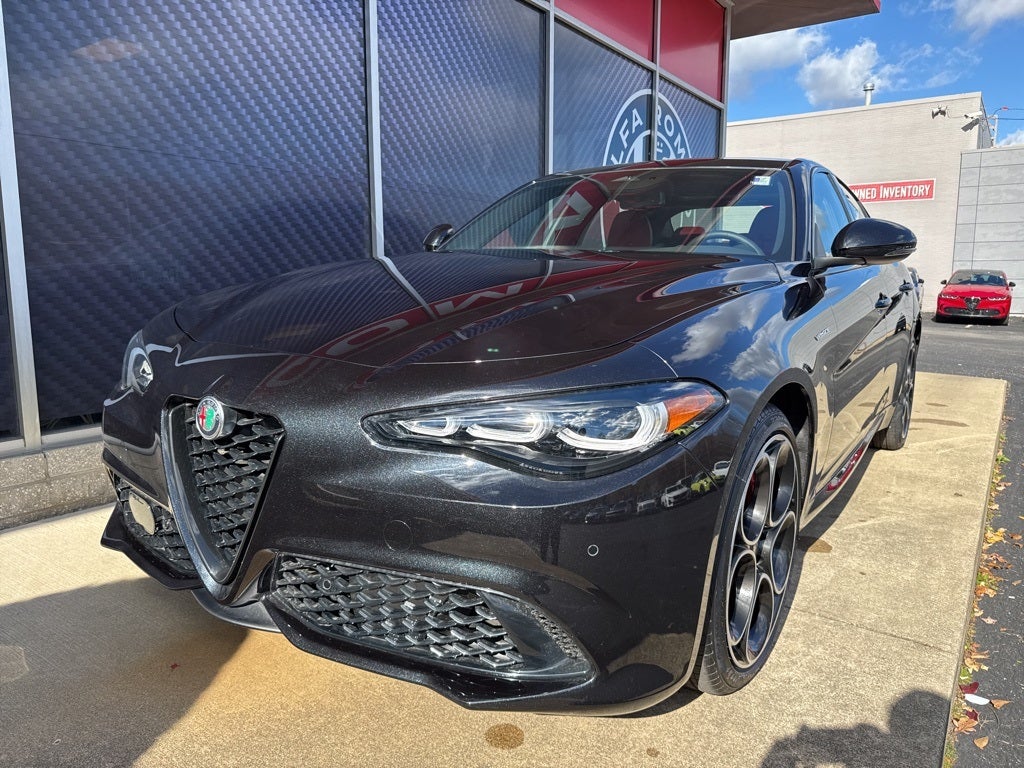 2025 Alfa Romeo Giulia Veloce AWD