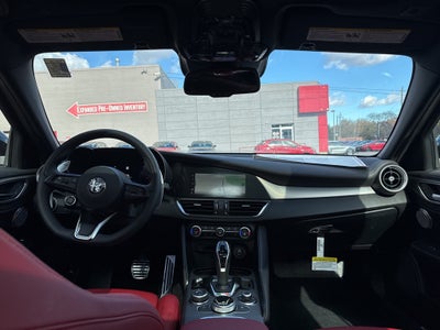 2025 Alfa Romeo Giulia Veloce AWD